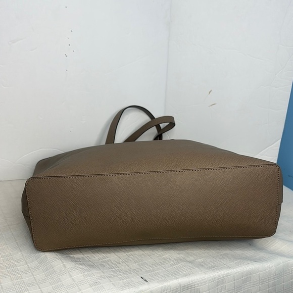 MICHAEL KORS LEIDA LARGE TOTE BAG - Picture 6 of 15